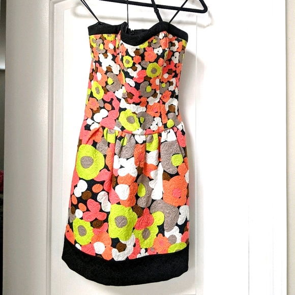 Jessica Simpson Strapless Sweetheart Dress - Picture 1 of 4